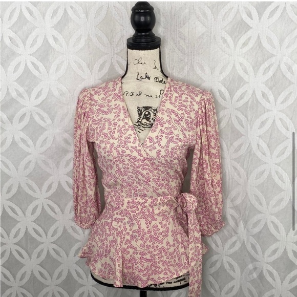 GANNI Tapioca Floral Wrap Top size 34 US size 2 in pink - Picture 6 of 11